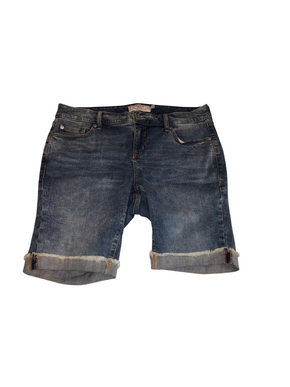 Jean Bermuda Shorts Jorts Size 12 Blue Stretch Denim Cuffed Torrid 9" Light Med